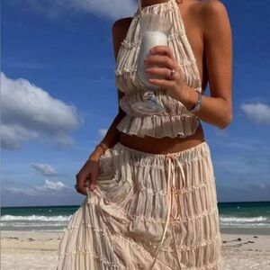 BACKLESS LACE TWO PIECE SET